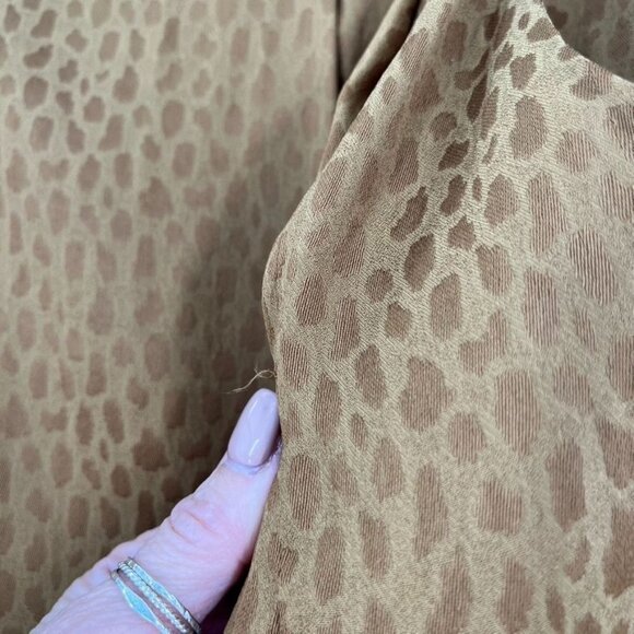 Ann Taylor Animal Print Skirt Womens 4 Gold Mob Wife Modern Classic Work Brunch - Picture 6 of 7